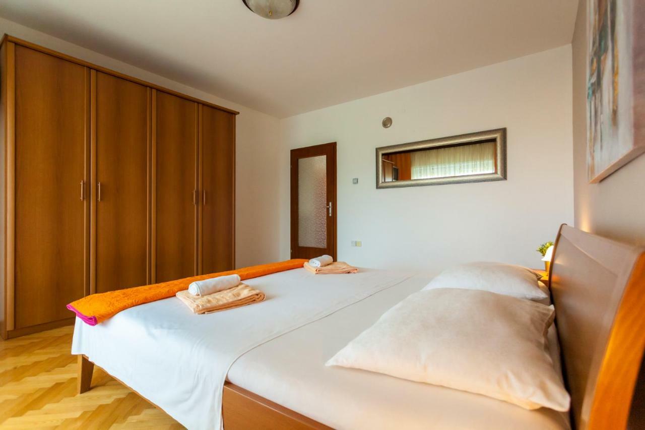 Apartment Meri Krk Town Extérieur photo