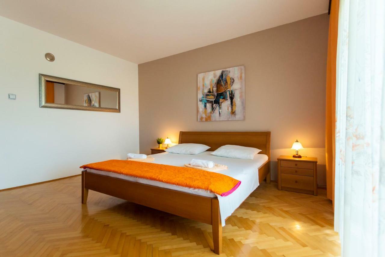 Apartment Meri Krk Town Extérieur photo